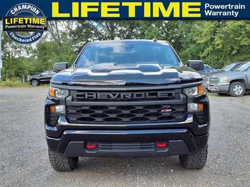 Used 2024 Chevrolet Silverado 1500 Custom Trail Boss AWD/4WD image 2