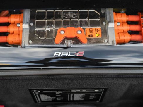 Used 2025 Ferrari SF90 Spider image 79