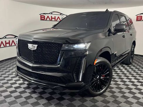 Used 2023 Cadillac Escalade V AWD/4WD image 3