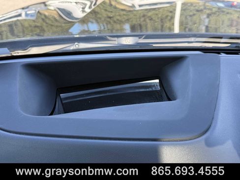 Used 2024 BMW X5 xDrive50e image 27