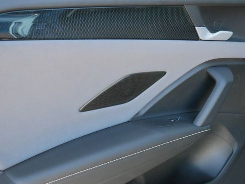 New 2025 Volkswagen Tiguan SE image 7