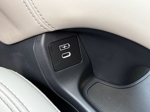Certified 2026 Honda HR-V EX-L image 23
