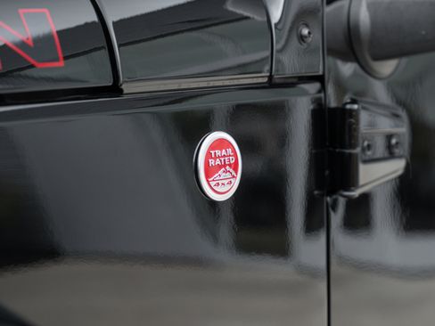 Used 2016 Jeep Wrangler Unlimited Rubicon image 29