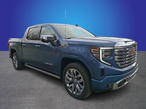 Used 2026 GMC Sierra 1500 Denali w/ Denali Reserve Package AWD/4WD image 3