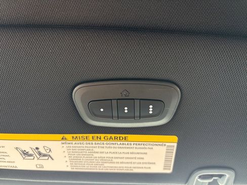 New 2026 Chrysler Pacifica Select image 19