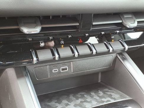 New 2026 GMC Canyon Elevation AWD/4WD image 19