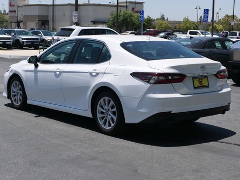 Used 2023 Toyota Camry LE FWD image 6