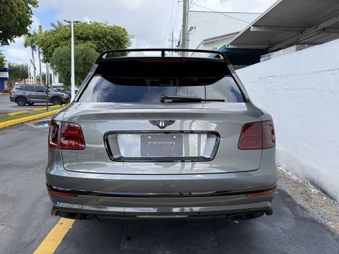 Used 2018 Bentley Bentayga AWD/4WD image 4