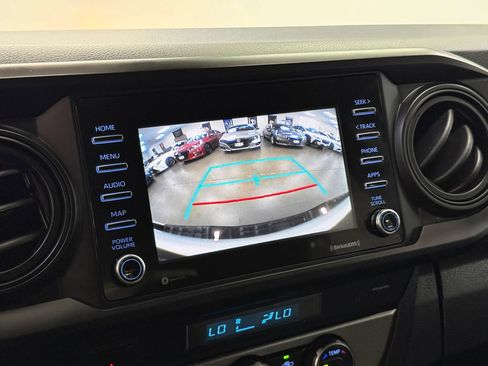 Used 2021 Toyota Tacoma SR AWD/4WD image 22