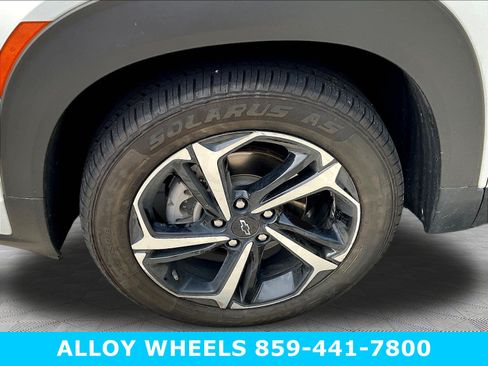 Used 2023 Chevrolet TrailBlazer RS w/ Convenience Package FWD image 10