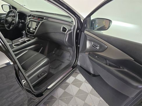 Used 2024 Nissan Murano SL image 12