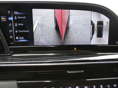 Used 2022 Cadillac Escalade ESV Sport w/ Touring Package image 39