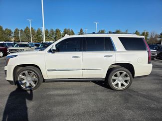 Used 2017 Cadillac Escalade Premium Luxury video 2