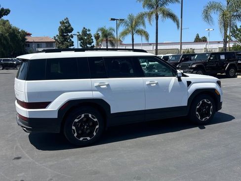 Used 2025 Hyundai Santa Fe SEL image 10