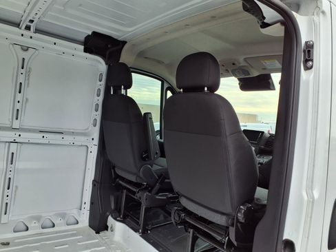 Used 2024 RAM ProMaster 2500 w/ Convenience Group image 23