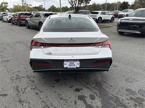 New 2026 Hyundai Elantra Blue image 6