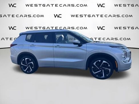 Used 2024 Mitsubishi Outlander SEL FWD image 7