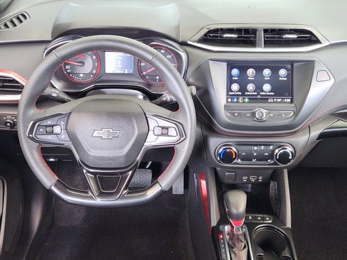 Used 2023 Chevrolet TrailBlazer RS FWD image 29