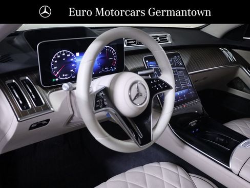 Certified 2023 Mercedes-Benz S 580e 4MATIC Sedan image 29