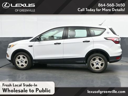 Used 2017 Ford Escape S image 5