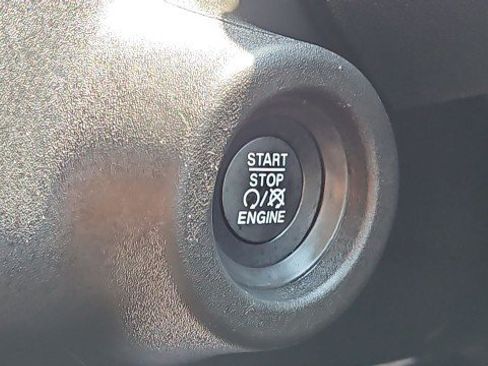 Used 2026 RAM ProMaster 2500 w/ Convenience Group FWD image 16
