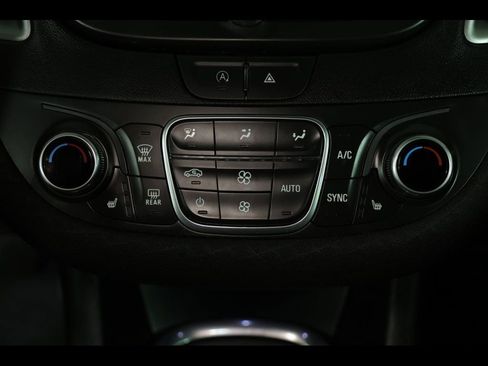 Used 2024 Chevrolet Malibu LT image 14