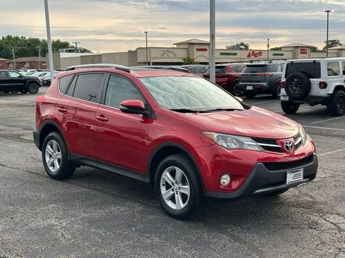Used 2013 Toyota RAV4 XLE AWD/4WD image 3