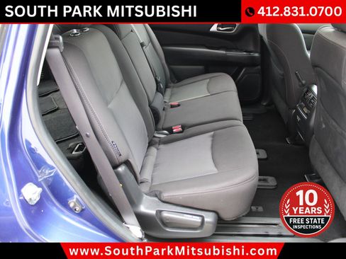 Used 2020 Nissan Pathfinder S AWD/4WD image 14