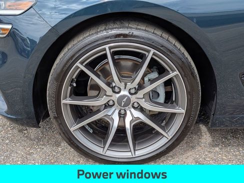 Used 2023 Genesis G70 2.0T RWD image 12