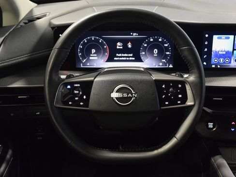 Used 2025 Nissan Murano SV image 18