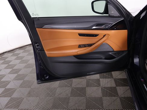 Used 2021 BMW M5 image 27