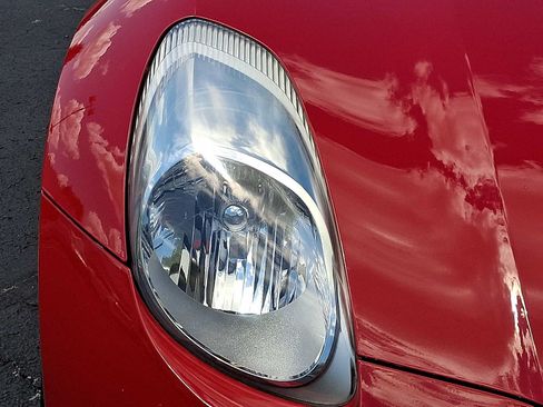 Used 2008 Pontiac Solstice Convertible w/ Premium Package RWD image 9