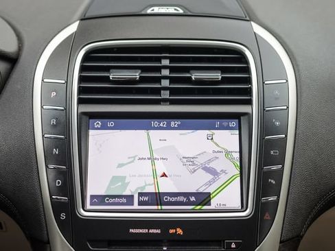Used 2020 Lincoln Nautilus Reserve w/ Equipment Group 201A AWD/4WD image 35