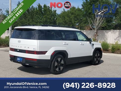 Used 2026 Hyundai Santa Fe SEL FWD image 7
