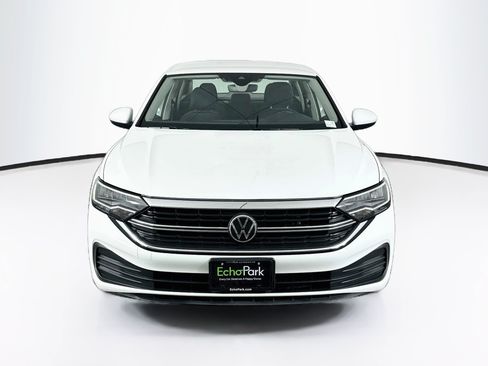 Used 2024 Volkswagen Jetta S FWD image 2