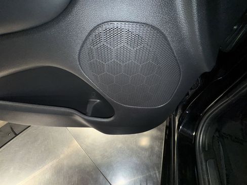 Used 2022 Dodge Durango R/T image 19