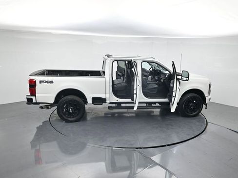 New 2026 Ford F250 Lariat w/ Black Appearance Package AWD/4WD image 45