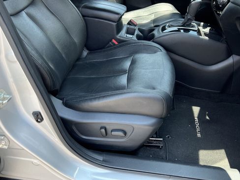 Used 2020 Nissan Rogue SL w/ Premium Package AWD/4WD image 27