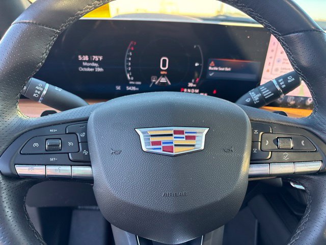 Used 2025 Cadillac XT4 Sport AWD/4WD image 9