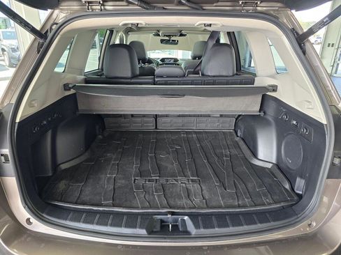 Used 2024 Subaru Forester Limited AWD/4WD image 16