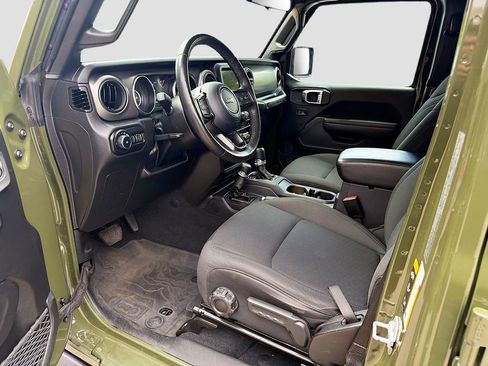 Used 2022 Jeep Wrangler Unlimited Sport AWD/4WD image 24