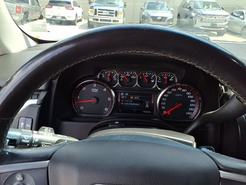 Used 2016 GMC Yukon XL SLE w/ HD Trailering Package AWD/4WD image 11