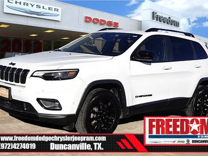 Certified 2023 Jeep Cherokee Altitude Lux