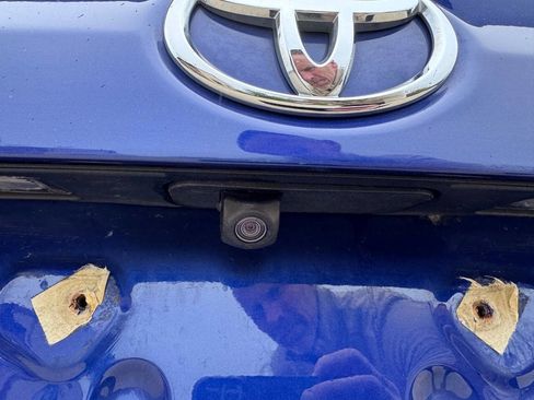 Used 2018 Toyota Corolla SE image 11