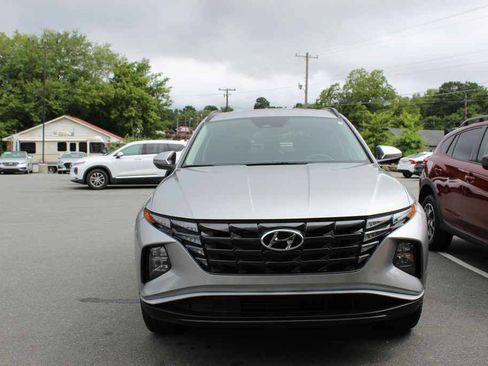 Used 2024 Hyundai Tucson SEL w/ Convenience Package AWD/4WD image 2