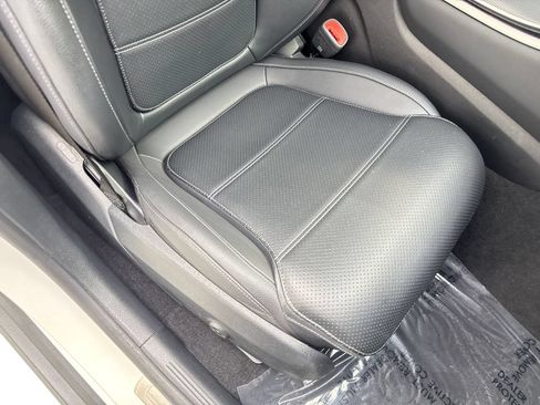 Used 2024 Mercedes-Benz GLC 300 image 43