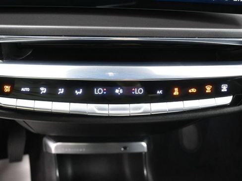 Used 2024 Cadillac Lyriq Tech RWD image 27