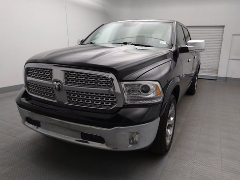 Used 2018 RAM 1500 Laramie RWD image 15