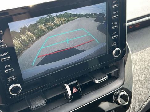 Used 2020 Toyota Corolla SE FWD image 22