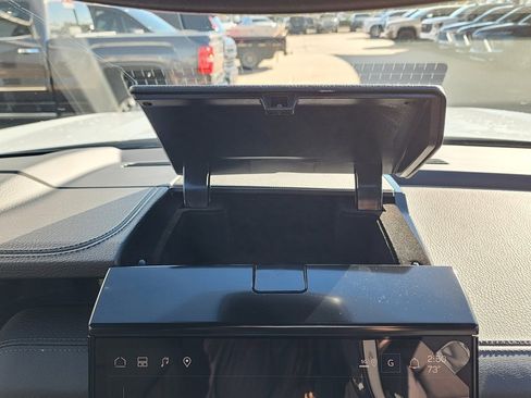 New 2026 GMC Yukon XL Denali image 31